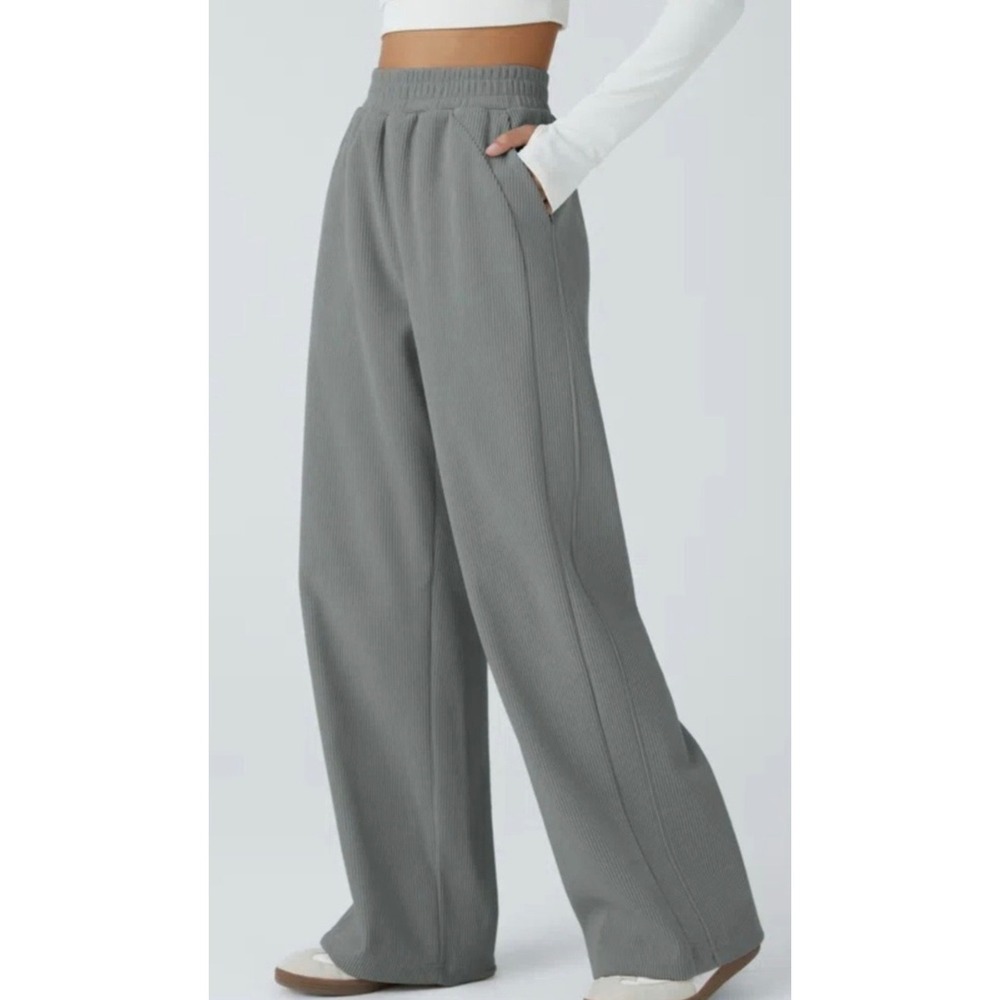 Halara High Waisted Straight Leg Mop Corduroy Pants Size Medium Reg Gray Pockets - Picture 2 of 16